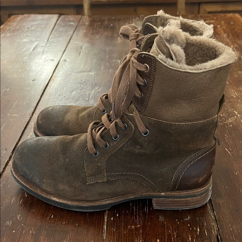 Men's Ugg Larus Boots Chestnut​​ Size 8 - Picture 8 of 15